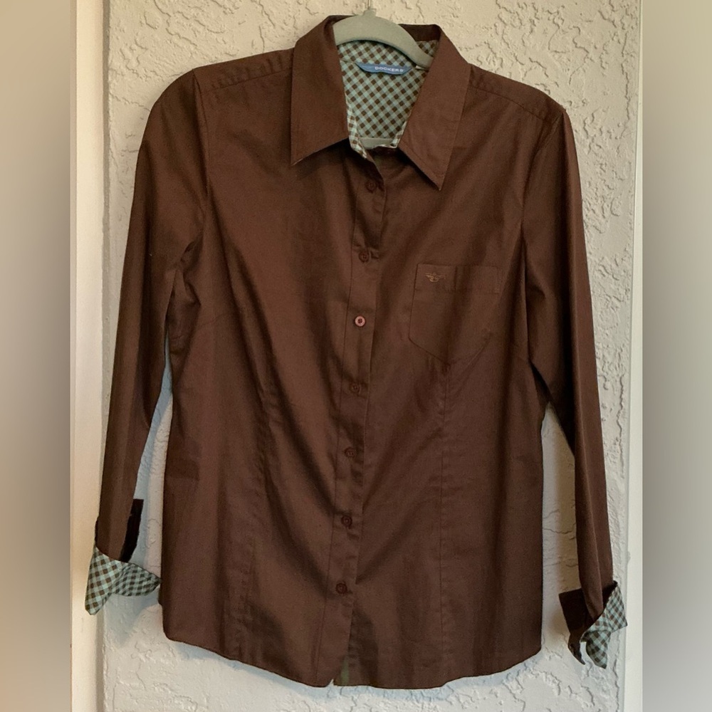 Dockers Brown Button-Down Shirt with Patterned Cuff and Collar